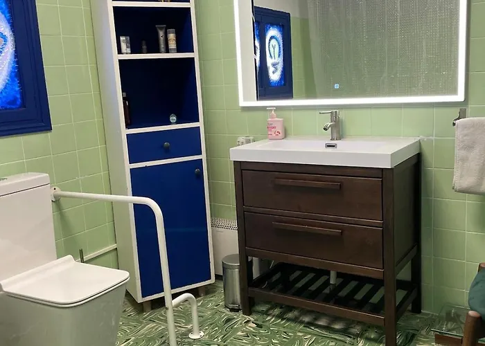 Villacremita And Different House In * ルエダ