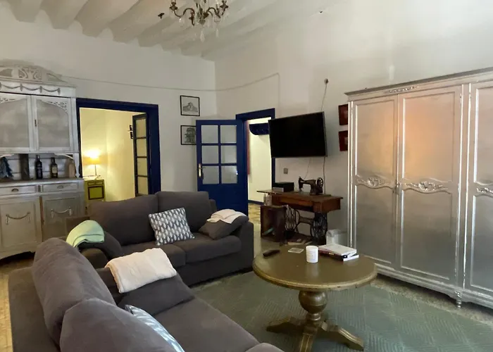 Villacremita And Different House In *